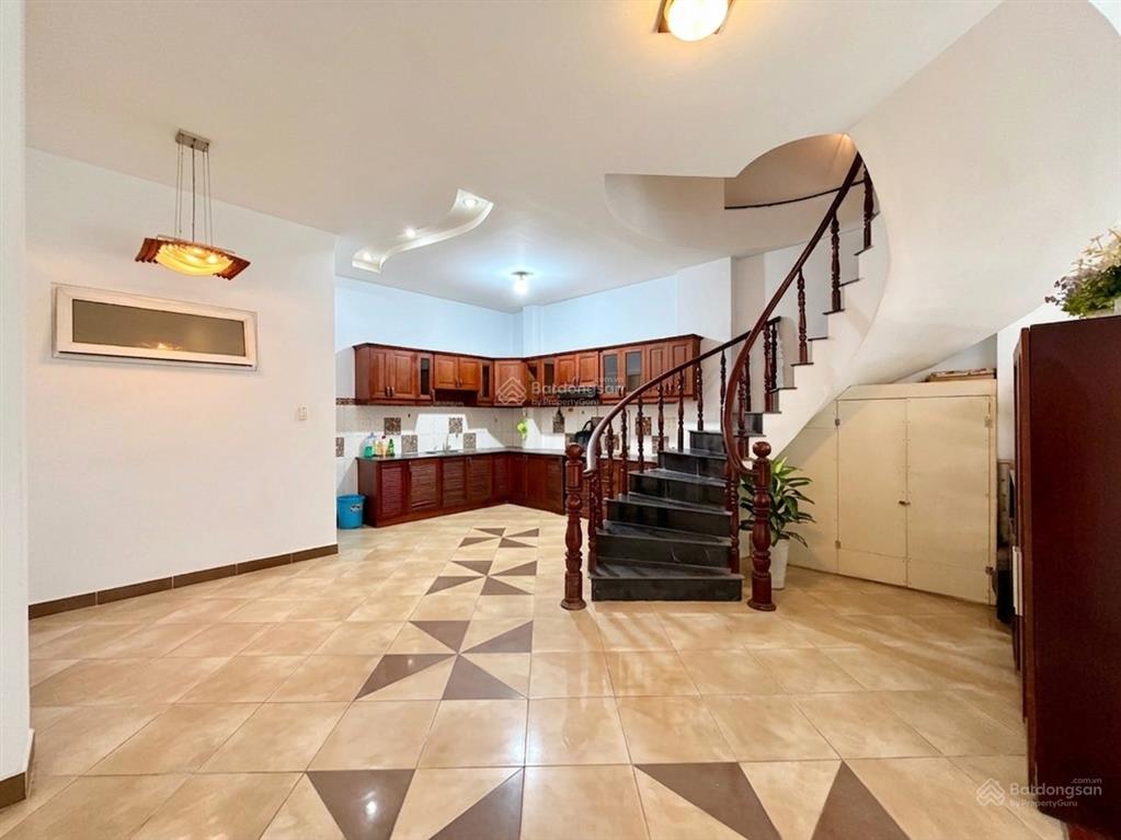 Hàng hiếm  hẻm xe hơi  sát mặt tiền  phan văn trị  gần chợ bà chiểu  4 tầng  66m2  nhỉnh 9tỷ