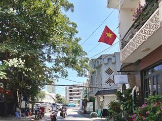 Hẻm xe tải tránh 8m  sát mặt tiền  phạm văn đồng  bình thạnh  nhà 4 tầng  54m²  chỉ 10,39 tỷ