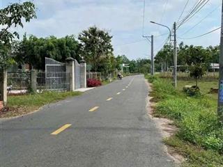 Dien tích 582m2 có 100m2 thổ cư có sổ hồng sẳn giá chỉ 420 triệu ( có thương lượng)