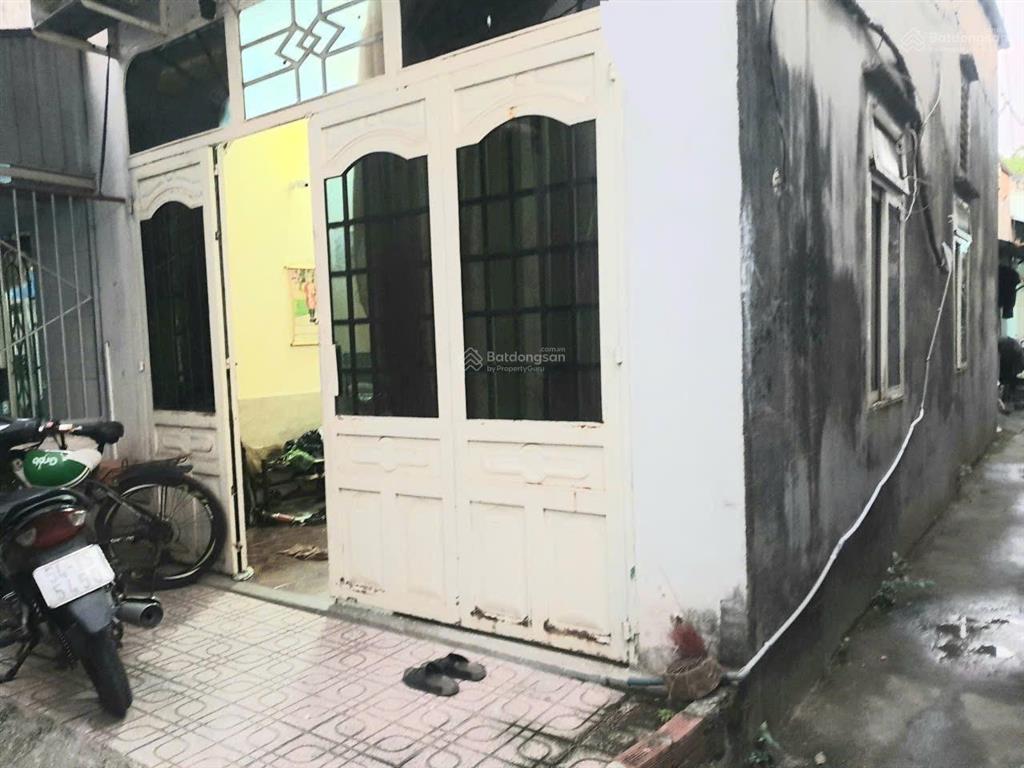 Hiếm nhà sổ riêng 1,79 tỷ, 48m2, 2pn, 2wc, phía sau siêu thị go dĩ an