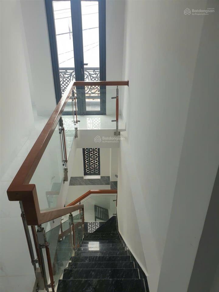 Nhà mới 100%, shr, 2 tầng, chỉ 2,411 tỷ, 2 pn, 2 wc, khách, bếp, p.thờ, ban công, full công năng