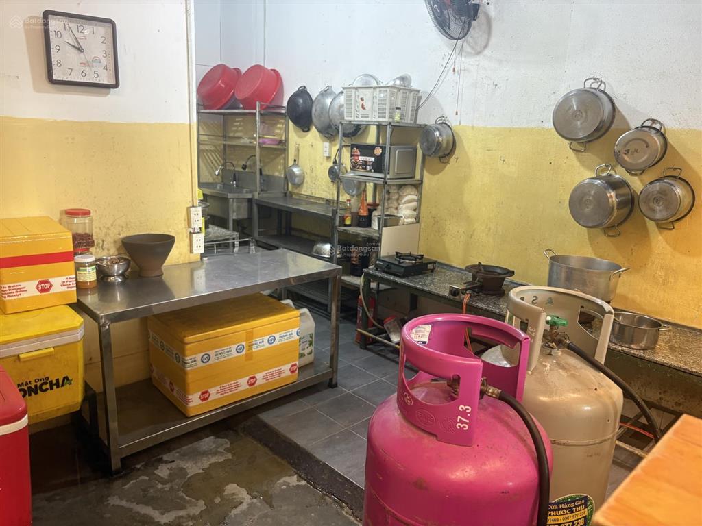 Sang mặt bằng quán thái đầu bếp thái 100% chỉ dạy
