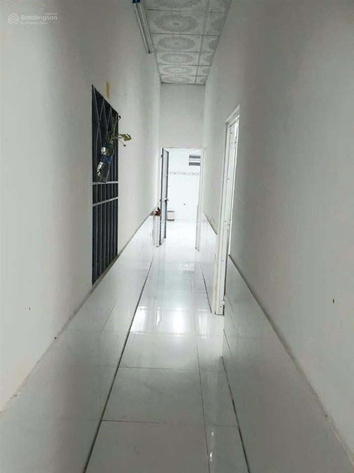 Chỉ 1,5 tỷ sở hữu nhà riêng 43m có sân xe hơi, shr tại đông hòa!