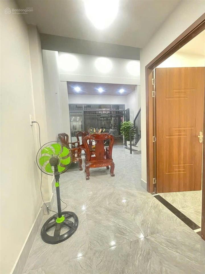 2,9 tỷ 45,5m2 nhà cấp 4, gác lửng, shr