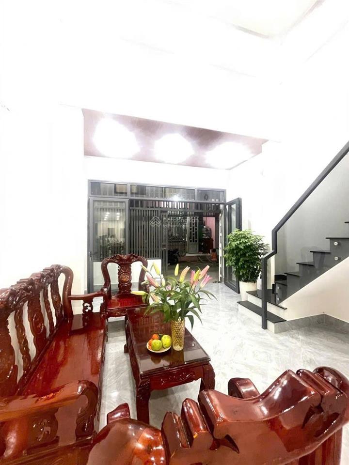 2,9 tỷ 45,5m2 nhà cấp 4, gác lửng, shr