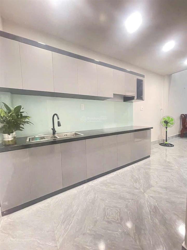 2,9 tỷ 45,5m2 nhà cấp 4, gác lửng, shr