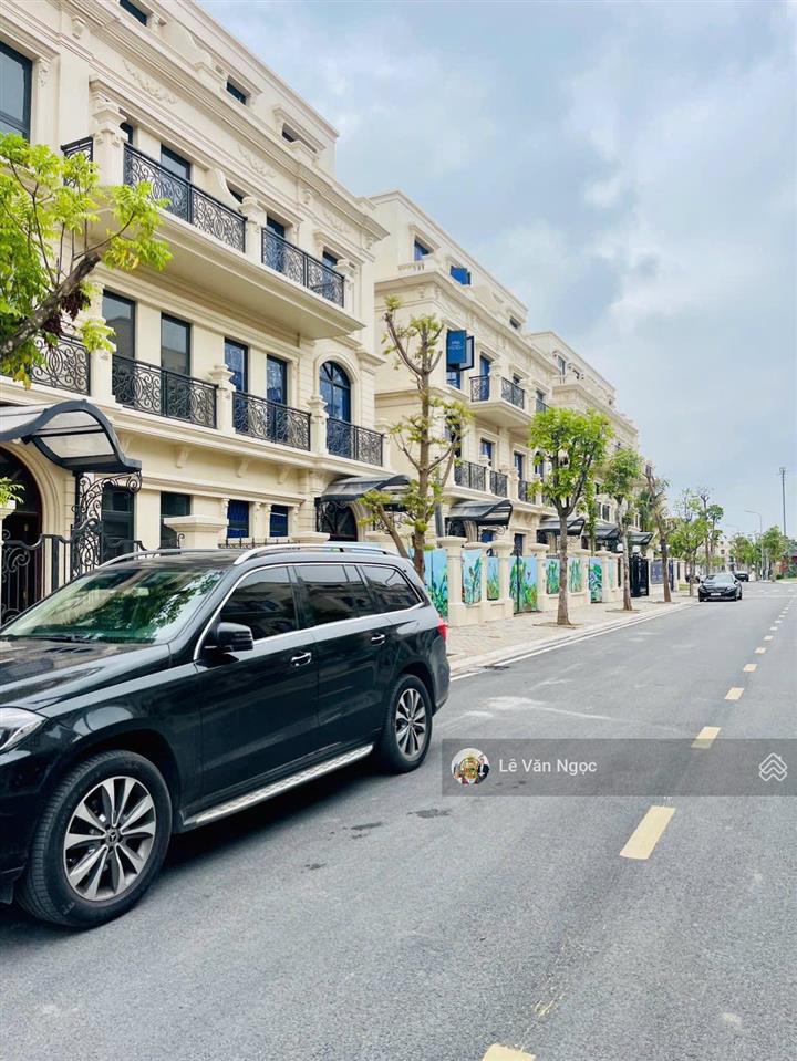 Biệt thự 180m2 đảo vua giá tốt 14,6 tỷ rẻ nhât từ khi mở bán dự án vinhomes vũ yên  0769 186 ***