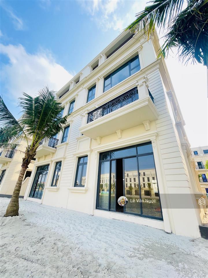 Biệt thự 180m2 đảo vua giá tốt 14,6 tỷ rẻ nhât từ khi mở bán dự án vinhomes vũ yên  0769 186 ***