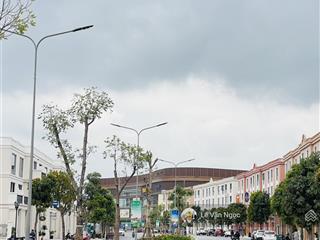 Bán shophouse 154m2 mặt tiền 8,5m 4 tầng đường tương lai giá 12,7 tỷ gần vincom vinhome vũ yên
