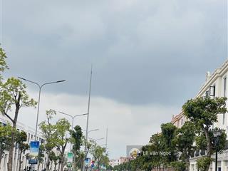 Bán shophouse 138m2 xây 4 tầng đường tương lai giá tốt 11 tỷ mặt tiền 7,5m vinhomes vũ yên