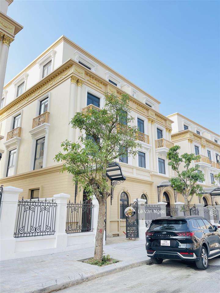 Biệt thự hoàng gia 188m2 giá 14,5 tỷ vị trí đẹp giá tốt nhất thị trường  0769 186 ***