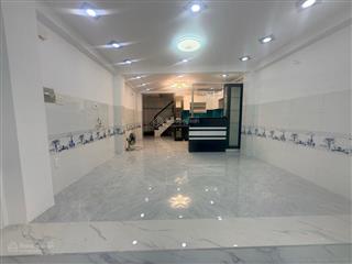 Hxh 7 chỗ dương quảng hàm, 5 tầng btct sổ vuông