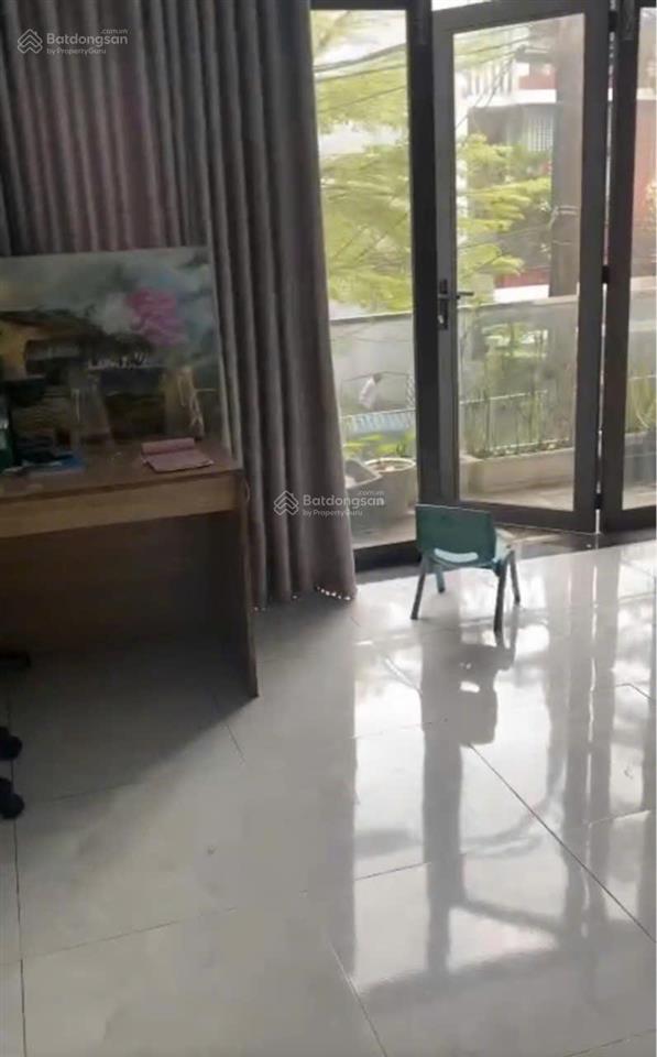 Bán nhà mặt phố bùi giáng, 6,8 tỷ, 85m2, 4 tầng, 3pn, 3wc, chính chủ bao đẹp