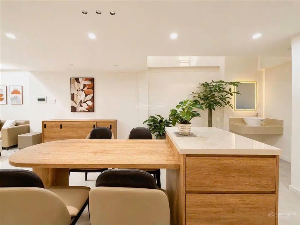 Bán nhà riêng hoàng diệu 3pn, 5wc, 58m² tại , 7,45 tỷ, gần cầu rồng, ra sân bay tầm 10 phút.