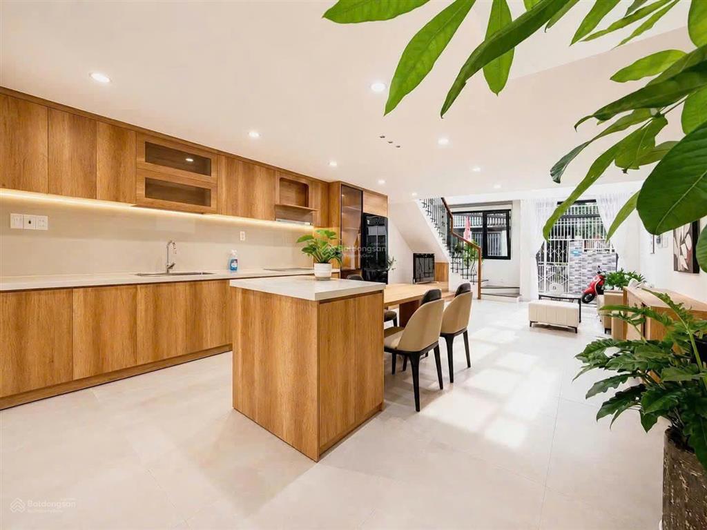 Bán nhà riêng hoàng diệu 3pn, 5wc, 58m² tại , 7,45 tỷ, gần cầu rồng, ra sân bay tầm 10 phút.