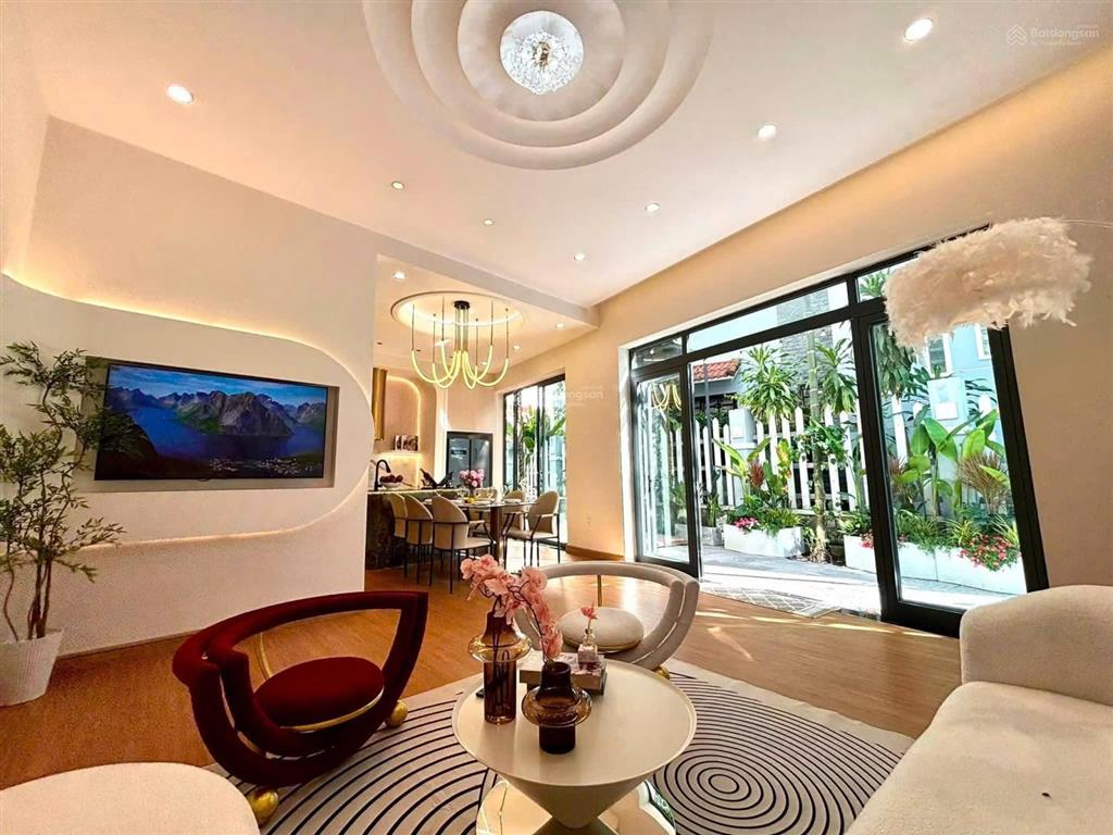 Chỉ 5,95 tỷ nhà 3 tầng xuân đán 2, thanh khê gần biển  ngang khủng