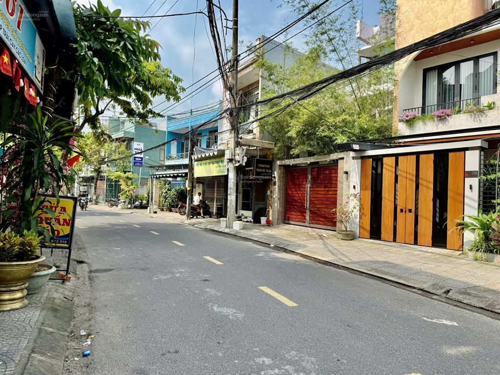 Bán nhà 3 tầng lô góc mặt tiền nguyễn công hoan đang kinh doanh cafe