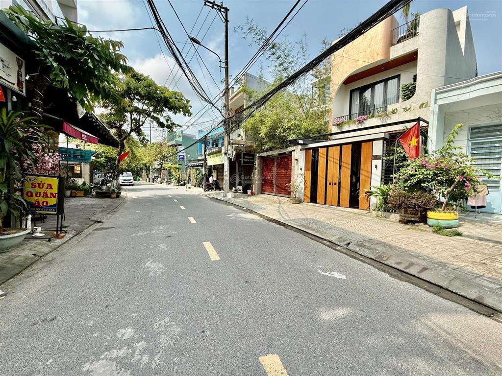 Bán nhà 3 tầng lô góc mặt tiền nguyễn công hoan đang kinh doanh cafe