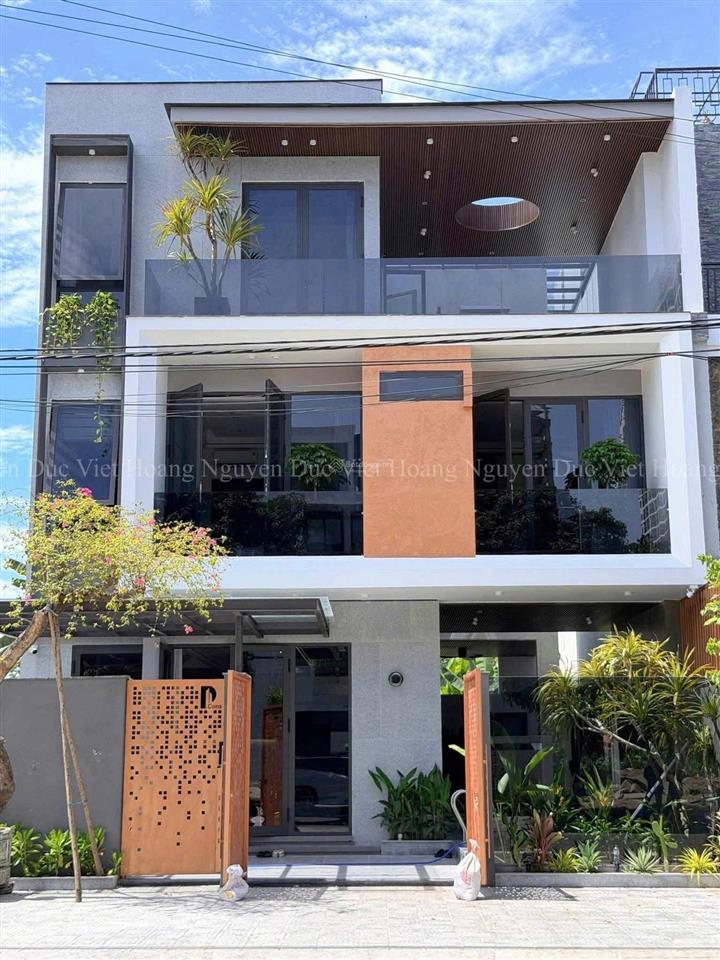 Villa dòng tiền 1,3 tỷ/năm sát sông hàn, sơn trà