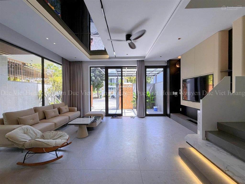 Villa dòng tiền 1,3 tỷ/năm sát sông hàn, sơn trà