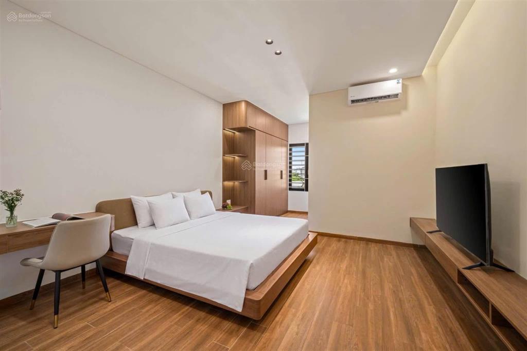 Bán nhà mặt phố tại nguyễn xuân nhĩ, 12 tỷ, khu cán bộ cao cấp gần các trường đại học, chợ.