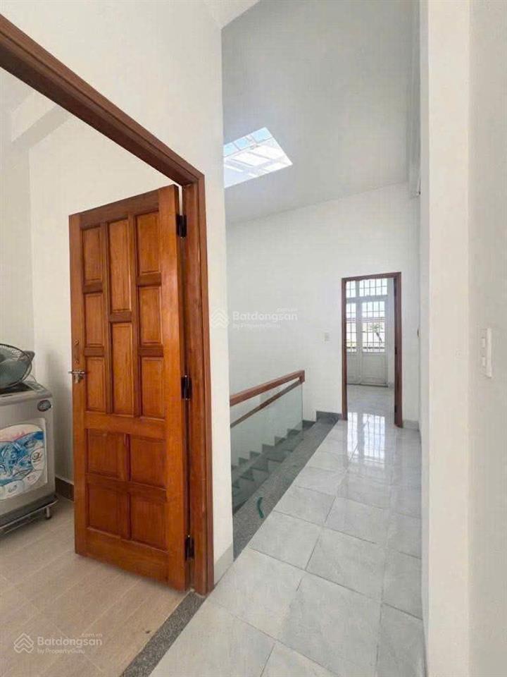 Bán nhà mặt phố 4 tầng tại cao xuân dục trung tâm đà nẵng, 60m2, pháp lý đầy đủ, uy tín.