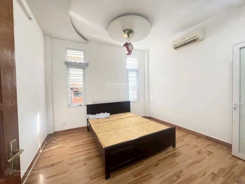 Bán nhà mặt phố 4 tầng tại cao xuân dục trung tâm đà nẵng, 60m2, pháp lý đầy đủ, uy tín.