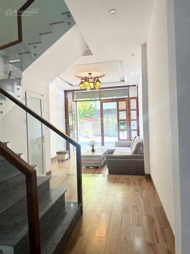 Bán nhà mặt phố 4 tầng tại cao xuân dục trung tâm đà nẵng, 60m2, pháp lý đầy đủ, uy tín.