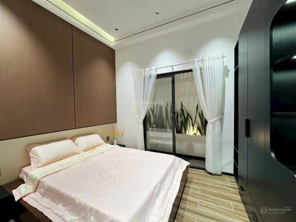 Bán nhà 3 tầng kiệt 4m điện biên phủ  giá hời khu vực trung tâm thành phố.