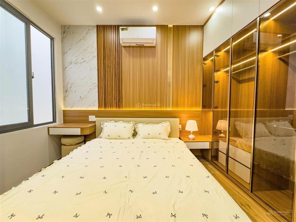 Bán nhà mới 100% 3 tầng sát cầu rồng  thoáng mát, sầm uất gần sân bay trung tâm đà nẵng