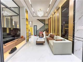 Bán nhà mới 100% 3 tầng sát cầu rồng  thoáng mát, sầm uất gần sân bay trung tâm đà nẵng