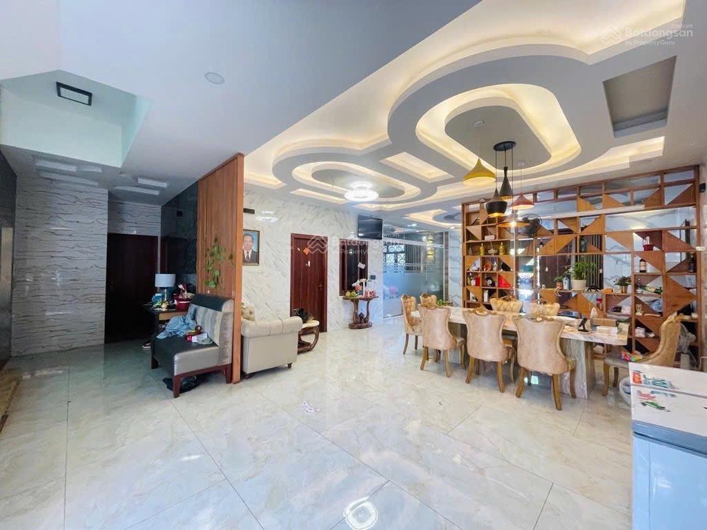 Bán biệt thự vip mặt tiền 18m 5 tầng 450m kinh doanh đỉnh cao phạm văn đồng thủ đức