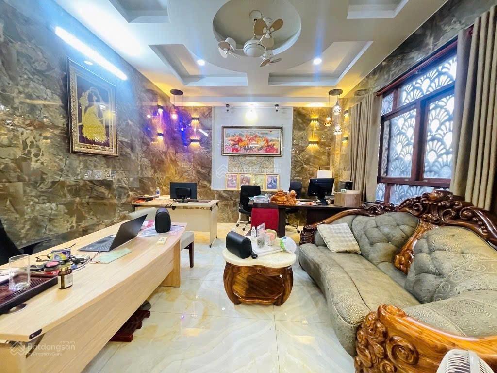 Bán biệt thự vip mặt tiền 18m 5 tầng 450m kinh doanh đỉnh cao phạm văn đồng thủ đức