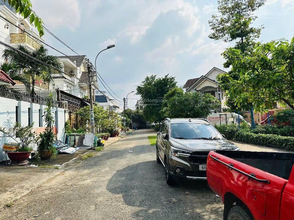 Bán gấp đất biệt thự linh trung thủ đức giá cực rẻ  chủ đi định cư mỹ 246m2  20.2tỷ