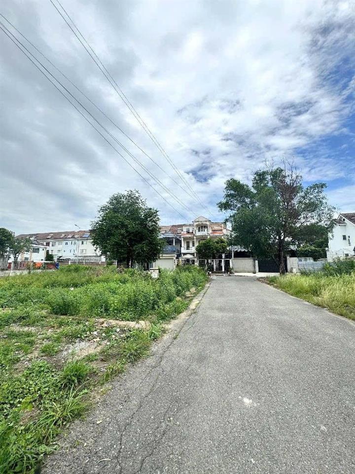 Bán lô góc đất biệt thự siêu rẻ thủ đức full thổ cư 225m2