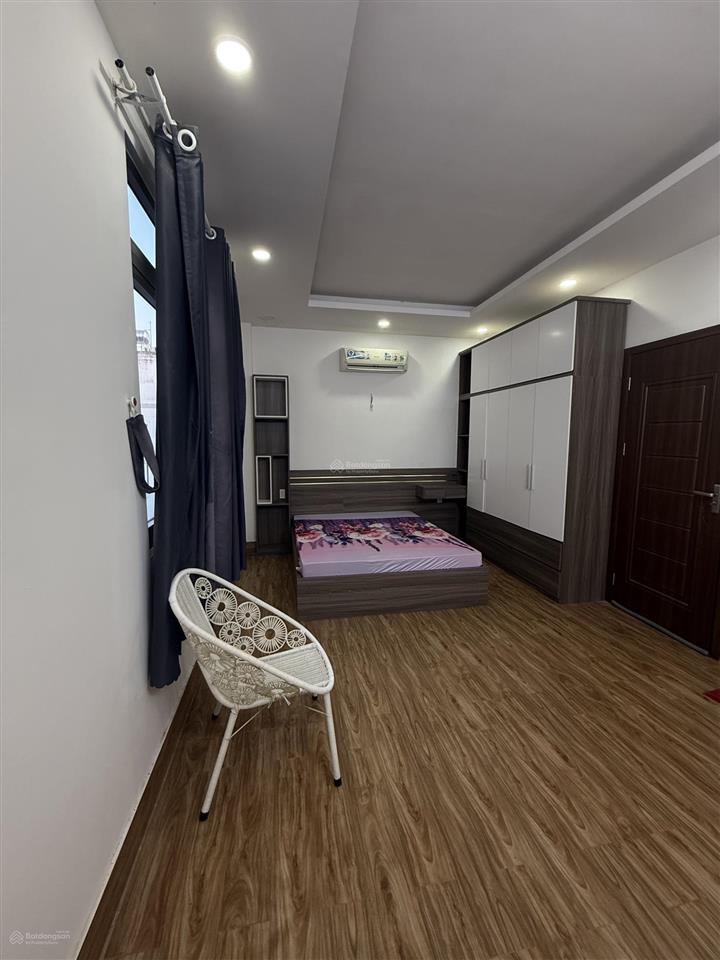 Nhà phố huỳnh tấn phát gần cao tốc