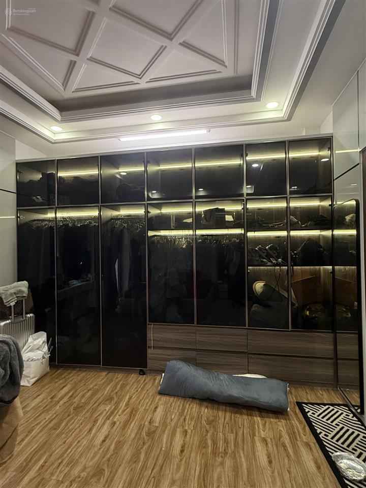 Nhà phố huỳnh tấn phát gần cao tốc