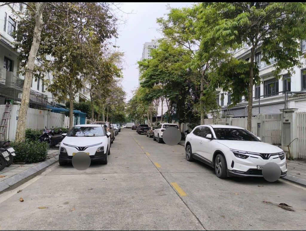 Không qua trung gian, chính chủ bán nhà liền kề d24nv14, ô số 13 khu gleximco lê trọng tấn hà đông