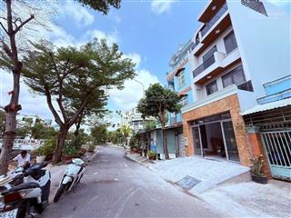 ( quận 7 ) bán nhà 4 tầng mặt tiền đường số  thang máy  sát phú mỹ hưng giá chỉ 18 tỷ