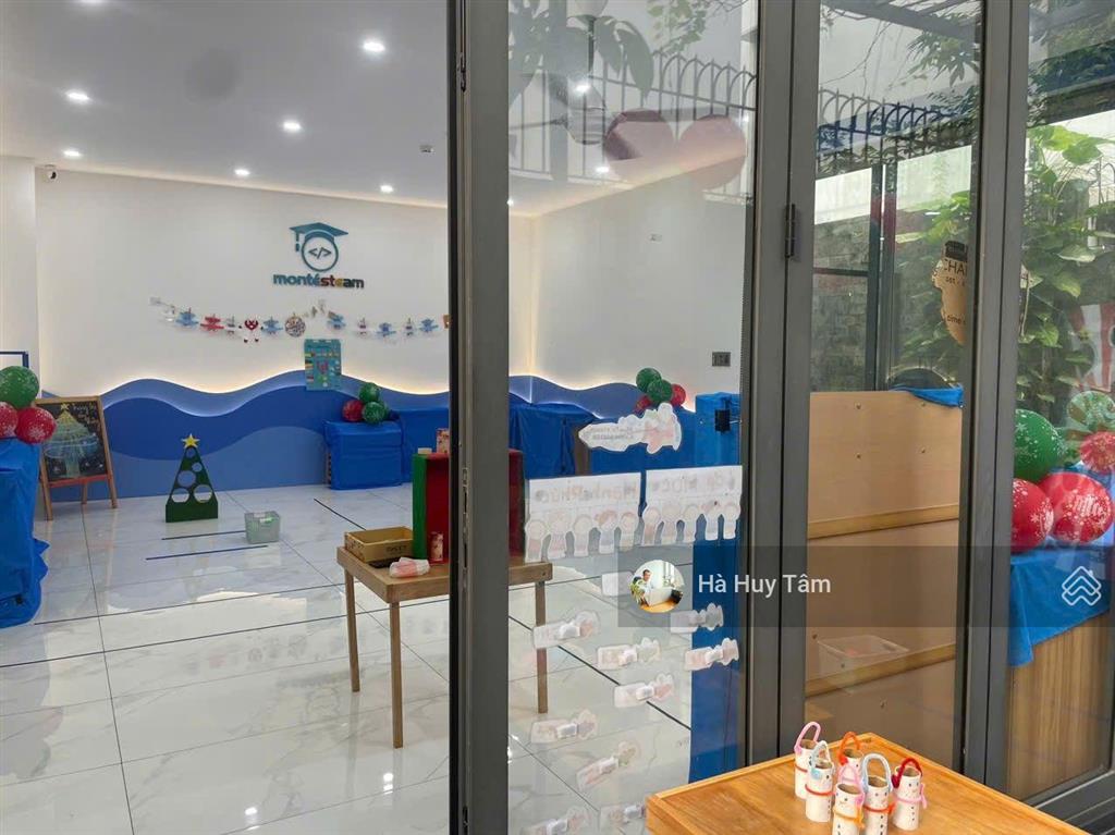 Bán nhà mặt tiền đường 16m kdc hưng phú gần global city quận 2