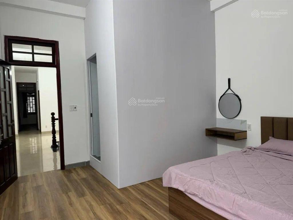 Nhà gần biển mỹ khê  3 tầng 3pn , 101m2  đường trần văn thành , an cư lâu dài , ở ngay