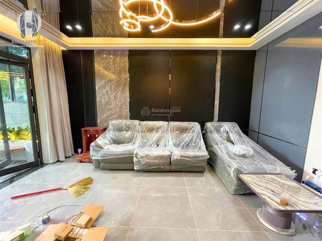 Bán nhà làng châu âu ( euro village 1 )  3 tầng x 100m2  kđt bên bờ sông hàn , hiếm căn bán