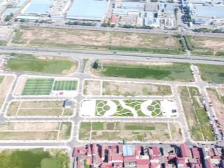 Cần tiền bán gấp lô đất 100m2 mt rộng sát trung tâm thương mại đối diện samsung, sẵn sổ đỏ (bp)