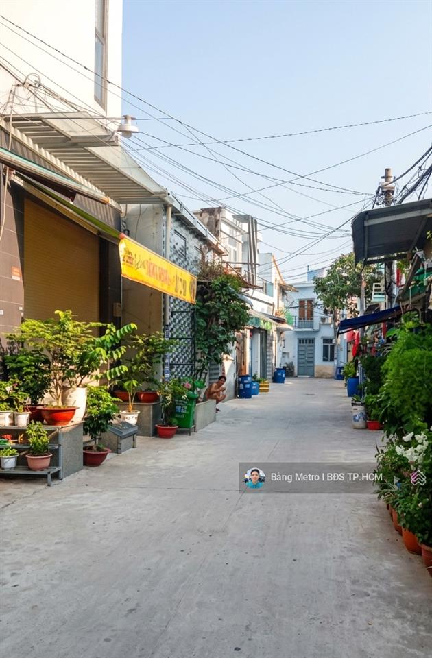 Nhà nguyễn ảnh thủ q12, 5 tỷ 350triệu, 75m2 ngang 5m 6pn ô tô đỗ cửa có dòng tiền ngay