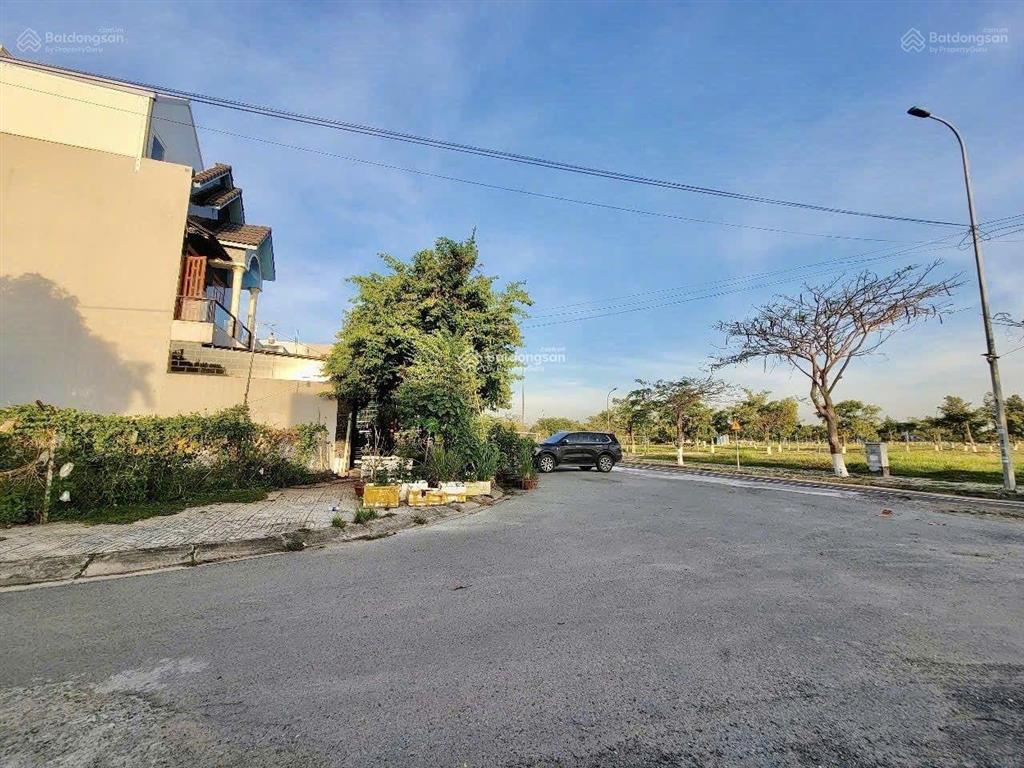 Cần bán gấp nhà 5 tầng mới, 8pn, sát bên kđt đông tăng long, chợ long trường, q9 cũ