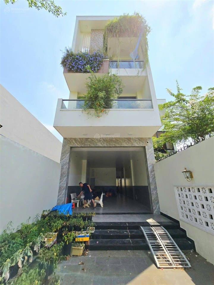 Cần bán gấp nhà 5 tầng mới, 8pn, sát bên kđt đông tăng long, chợ long trường, q9 cũ