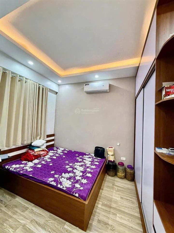 Cho thuê căn góc 3pn view trọn hồ điều hòa  kđt thanh hà cienco 5  giá chỉ 8.x triệu