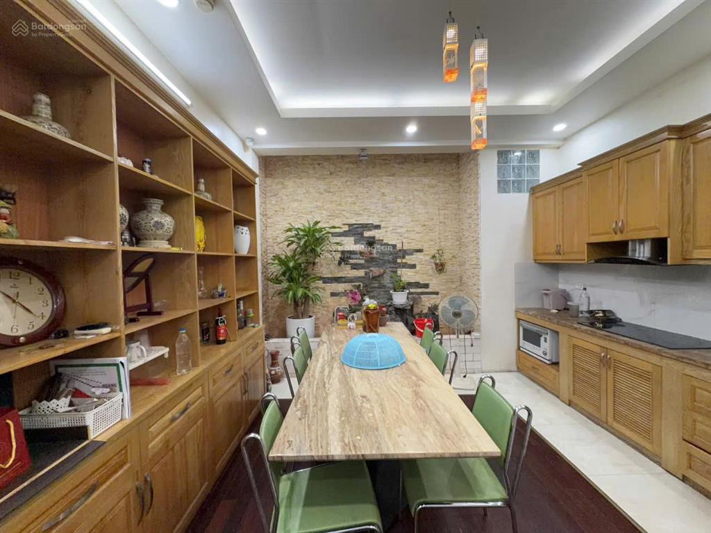 Bán liền kề khu đô thị văn quán  hà đông, full nội thất gỗ xịn, có hầm để xe, giá nhỉnh 20 tỷ