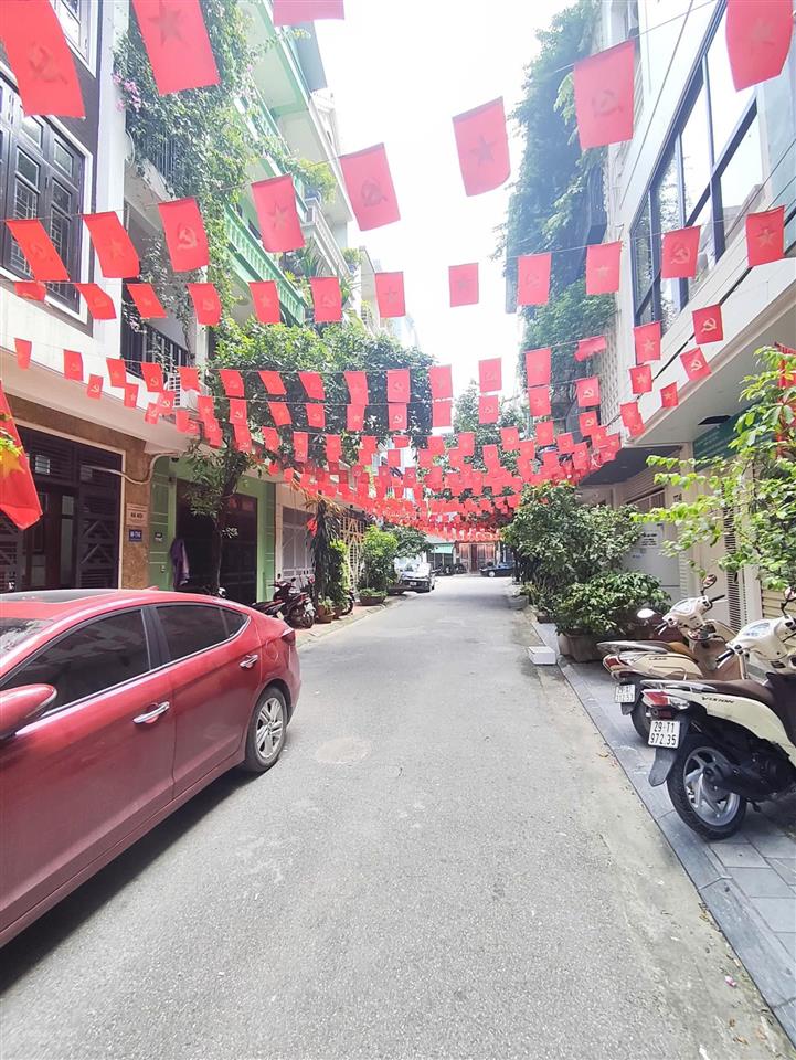 Bán liền kề khu đô thị văn quán  hà đông, full nội thất gỗ xịn, có hầm để xe, giá nhỉnh 20 tỷ