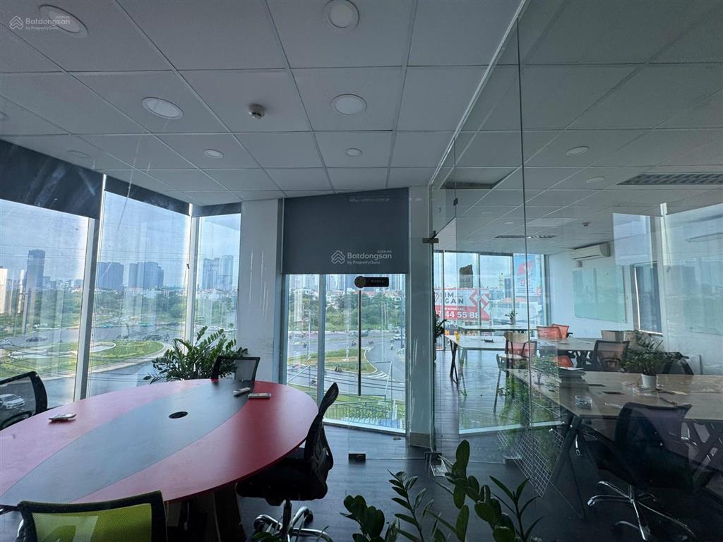 Cho thuê văn phòng tầng trệt mặt tiền lương định của, q2  250m2  60tr/tháng   0971 079 ***